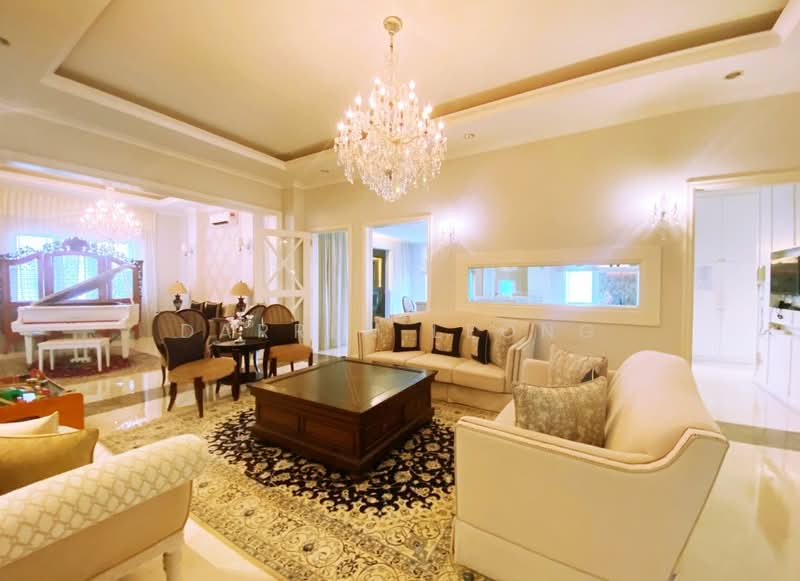 Bungalow for Rent in D' Villa Botany (Petaling Jaya) - Darren Leong - Living Room - PropertyGuru.com.my
