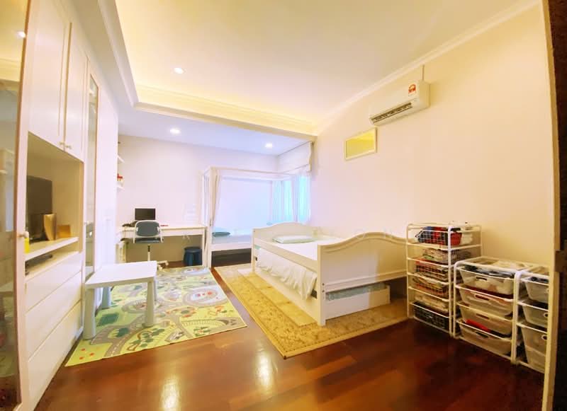 Bungalow for Rent in D' Villa Botany (Petaling Jaya) - Darren Leong - Bedroom - PropertyGuru.com.my