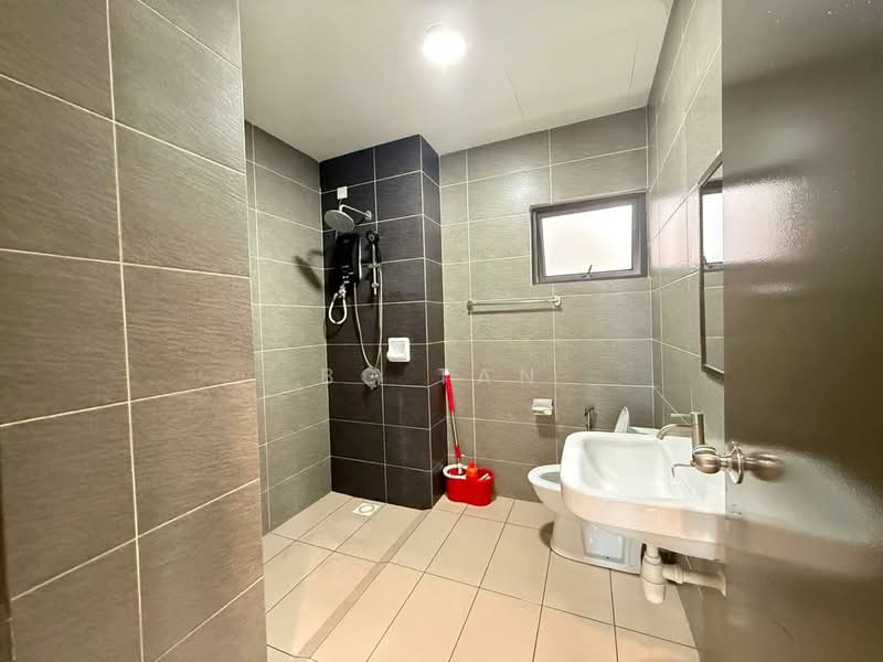 Condominium for Rent at The Henge - BC TAN - Bathroom - PropertyGuru.com.my