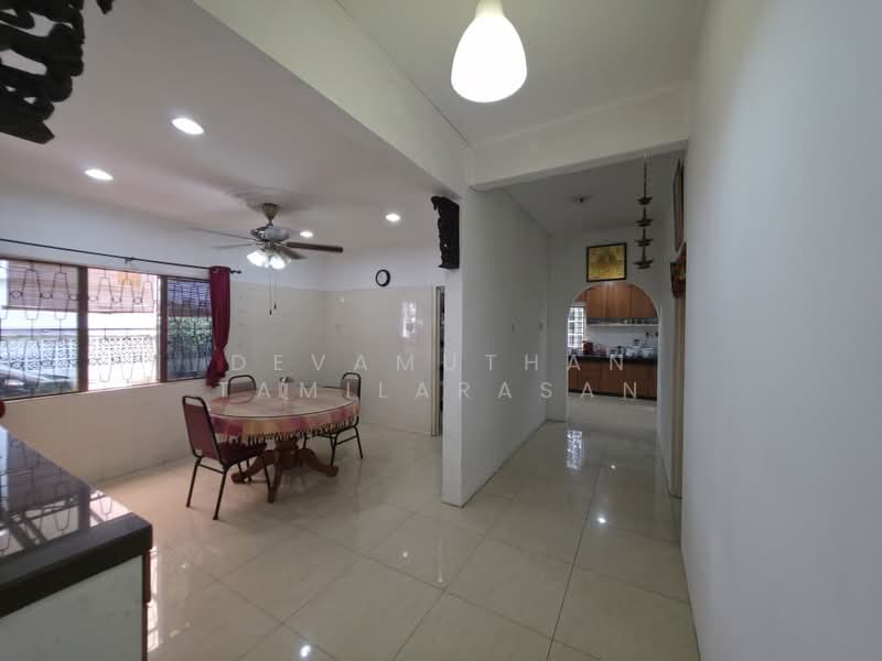 Rumah Banglo untuk Dijual di Seksyen 14 (Petaling Jaya) - Devamuthan Tamilarasan - Dining Room - PropertyGuru.com.my