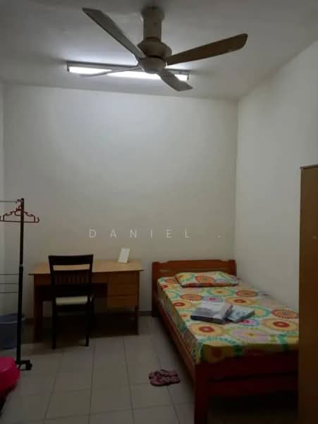 Apartment for Sale at Mentari Court - DANIEL . - Bedroom - PropertyGuru.com.my