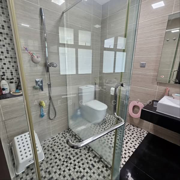 Rumah Teres untuk Disewa di Iskandar Puteri (Nusajaya) (Johor) - Jameson Choo - Bathroom - PropertyGuru.com.my
