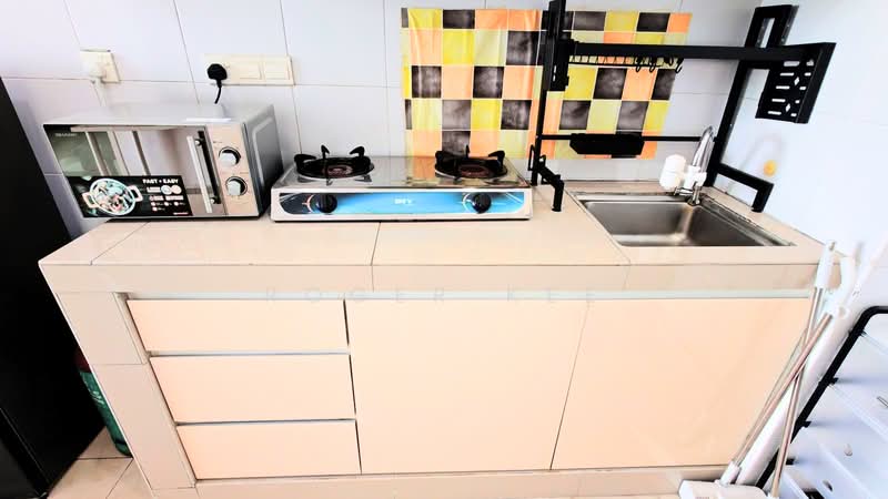 Service Residence for Rent at D'Pulze Cyberjaya - Roger Kee - Kitchen - PropertyGuru.com.my
