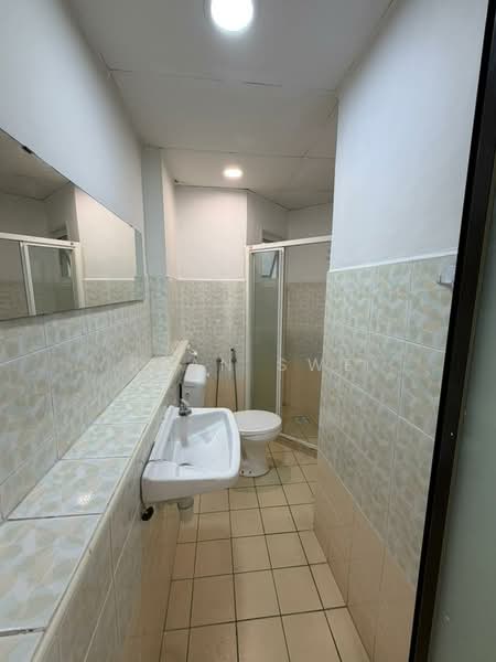 Condominium for Sale at Menara Menjalara - Ryan Swe - Bathroom - PropertyGuru.com.my