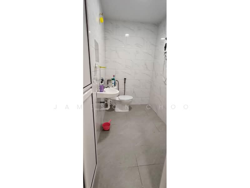 Rumah Teres 1 Tingkat untuk Dijual di Taman Skudai Baru (Skudai) - Jameson Choo - Bathroom - PropertyGuru.com.my
