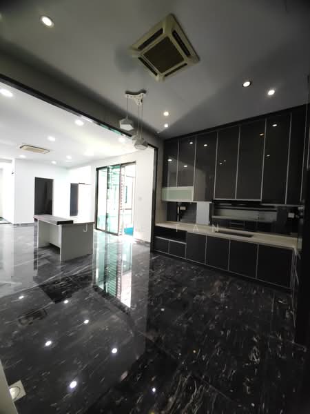 Rumah Berkembar untuk Dijual di Taman Sinar Mahkota (Cheras) - June Tan - PropertyGuru.com.my