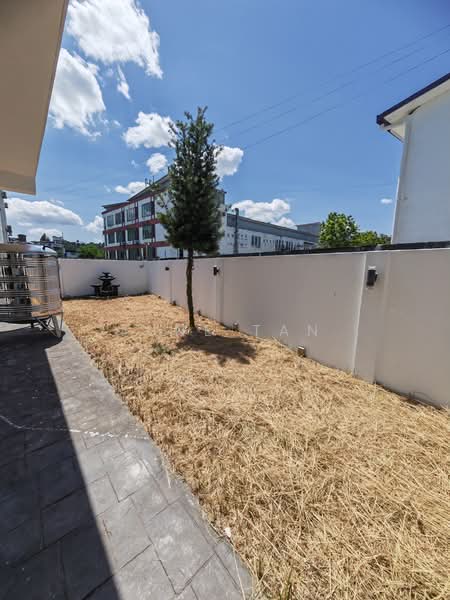 Rumah Berkembar untuk Dijual di Taman Sinar Mahkota (Cheras) - June Tan - PropertyGuru.com.my