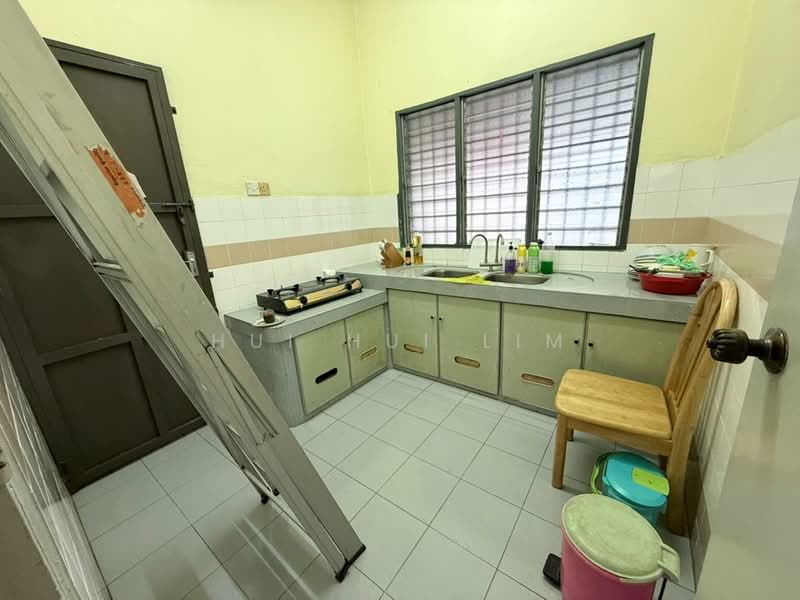Rumah Teres 1 Tingkat untuk Dijual di Simpang Renggam (Johor) - Hui Hui Lim - Kitchen - PropertyGuru.com.my