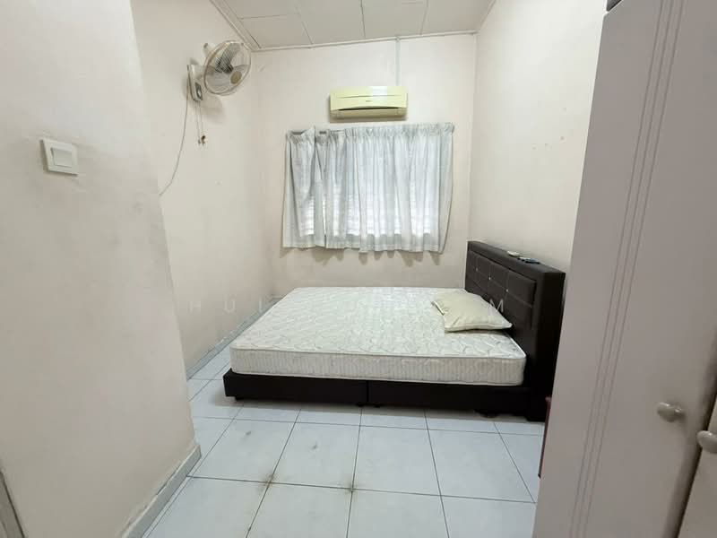 Rumah Teres 1 Tingkat untuk Dijual di Simpang Renggam (Johor) - Hui Hui Lim - Bedroom - PropertyGuru.com.my
