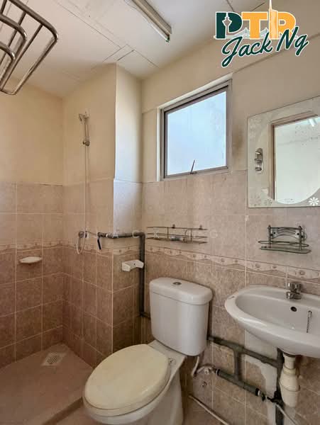 Kondominium untuk Disewa di Park View Tower - Jack Ng - Bathroom - PropertyGuru.com.my