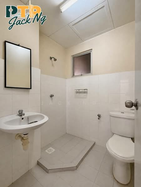 Kondominium untuk Disewa di Park View Tower - Jack Ng - Bathroom - PropertyGuru.com.my