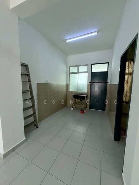 Rumah Teres 2.5 Tingkat untuk Dijual di Taman Pulai Mutiara (Iskandar Puteri (Nusajaya)) - Jameson Choo - Kitchen - PropertyGuru.com.my