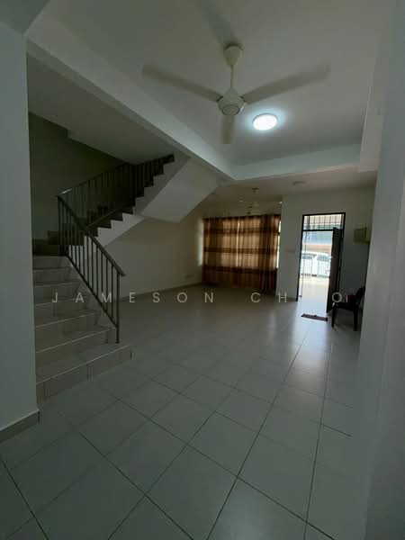 Rumah Teres 2.5 Tingkat untuk Dijual di Taman Pulai Mutiara (Iskandar Puteri (Nusajaya)) - Jameson Choo - Living Room - PropertyGuru.com.my