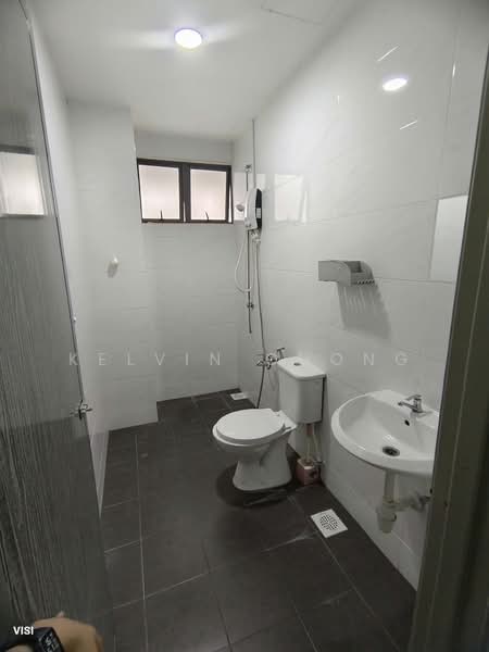 Pangsapuri untuk Disewa di Casa Kayangan - Kelvin Chong - Bathroom - PropertyGuru.com.my