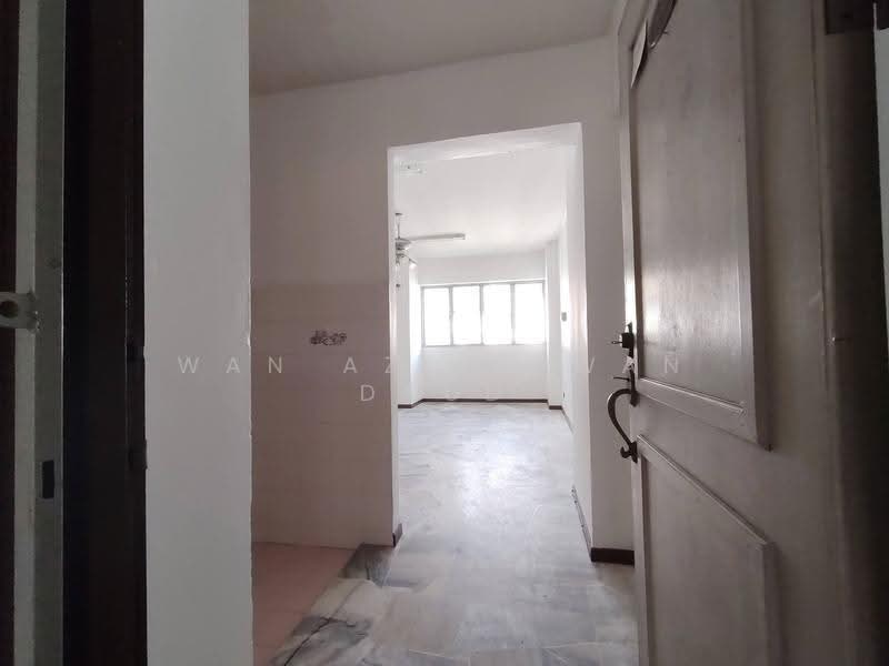 Apartment for Sale at Tasik Heights Apartment - Wan Azemi Wan Daud - Interior - PropertyGuru.com.my