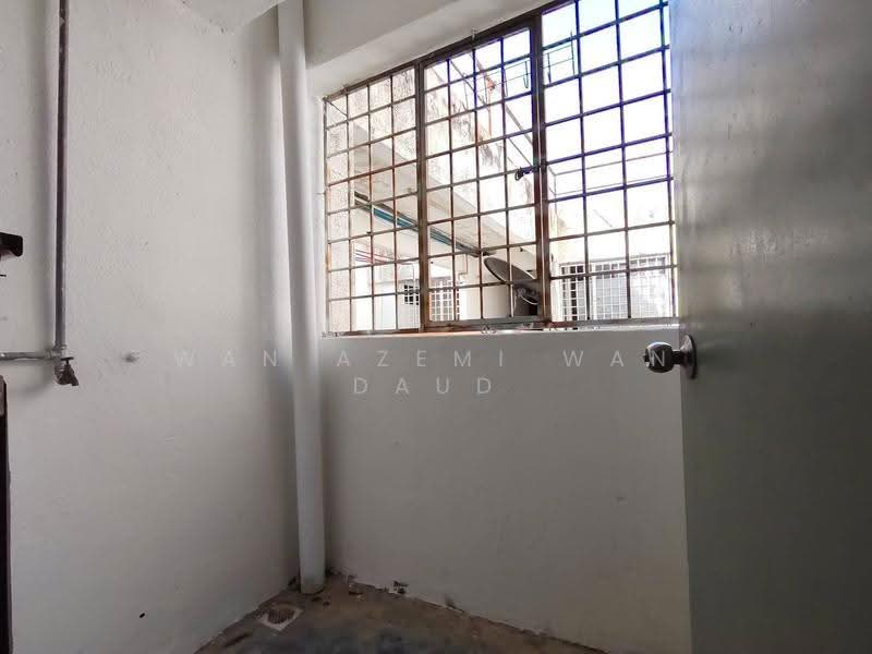Apartment for Sale at Tasik Heights Apartment - Wan Azemi Wan Daud - Interior - PropertyGuru.com.my