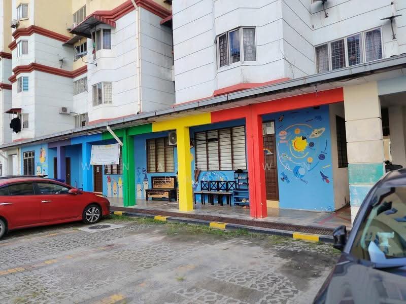 Apartment for Sale at Tasik Heights Apartment - Wan Azemi Wan Daud - Exterior - PropertyGuru.com.my