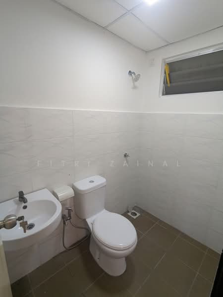 Service Residence for Sale at Sentrovue - Fitri Zainal - Bathroom - PropertyGuru.com.my