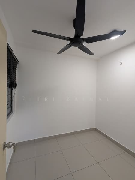 Service Residence for Sale at Sentrovue - Fitri Zainal - Bedroom 3 - PropertyGuru.com.my