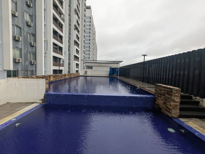 Service Residence for Sale at Sentrovue - Fitri Zainal - Swimming Pool - PropertyGuru.com.my