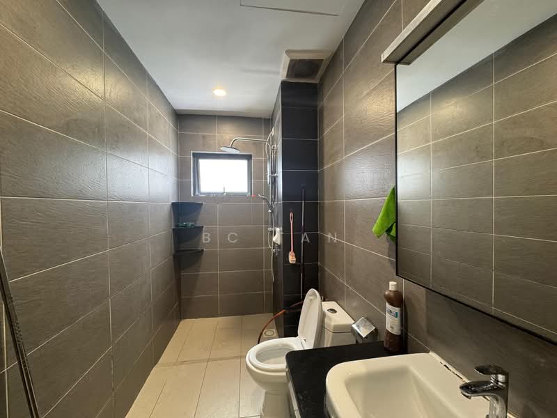 Condominium for Rent at The Henge - BC TAN - Bathroom - PropertyGuru.com.my