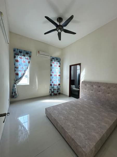2-storey Terraced House for Rent in Bukit Panchor (Nibong Tebal) - Jie Ying - Bedroom - PropertyGuru.com.my