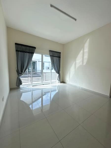 2-storey Terraced House for Rent in Bukit Panchor (Nibong Tebal) - Jie Ying - Living Room - PropertyGuru.com.my