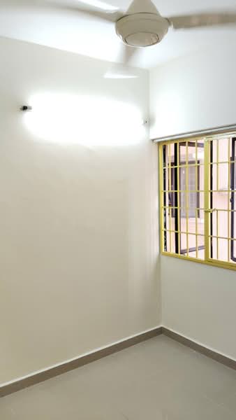 Pangsapuri untuk Disewa di Perdana Puri - Benz Lee - PropertyGuru.com.my