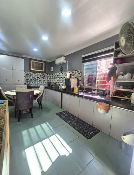 2-storey Terraced House for Sale in Bandar Tun Hussein Onn (Cheras) - Siti Haila - Kitchen - PropertyGuru.com.my