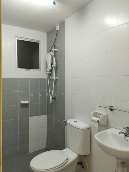 Apartment for Sale at Seri Intan Apartment - Annie Kho - Bathroom - PropertyGuru.com.my