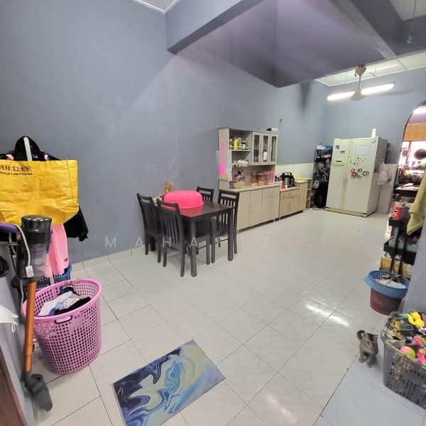 Rumah Teres untuk Dijual di Taman Sri Serdang (Seri Kembangan) - Mahafiz . - PropertyGuru.com.my