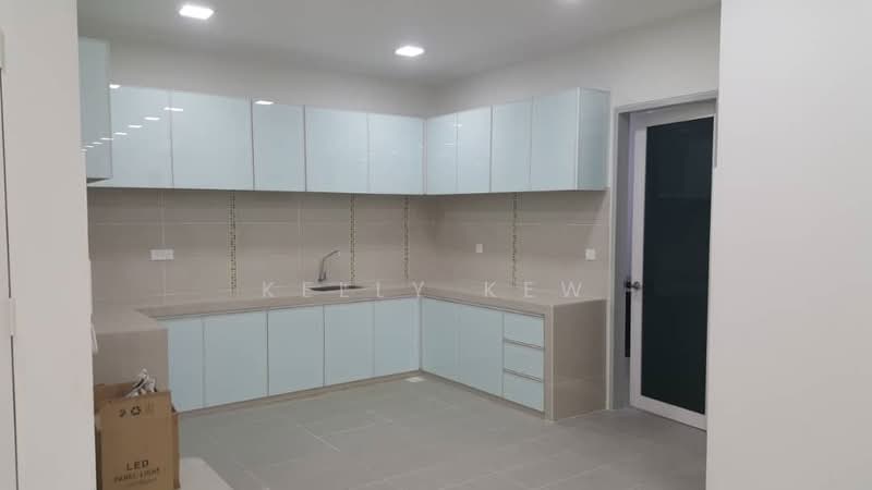 Kondominium untuk Dijual di X2 Residency - Kelly Kew - Kitchen - PropertyGuru.com.my