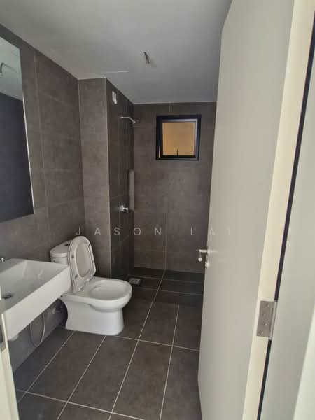 Condominium for Sale at D'Terra Residences - Jason Lai - Bathroom - PropertyGuru.com.my