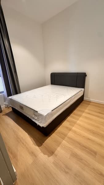Service Residence for Sale at The Meg Serviced Residence - Kathryn Lee - Bedroom - PropertyGuru.com.my