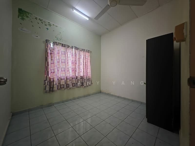 Rumah Berkembar untuk Dijual di Taman Bukit Bujang (Kuala Kubu Bharu) - Tiffany Yang - Bedroom - PropertyGuru.com.my