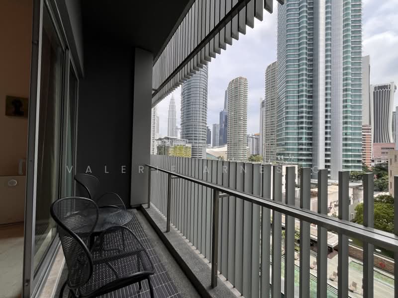 Kondominium untuk Dijual di Dua Residency - Valerie Arnesto - Balcony - PropertyGuru.com.my