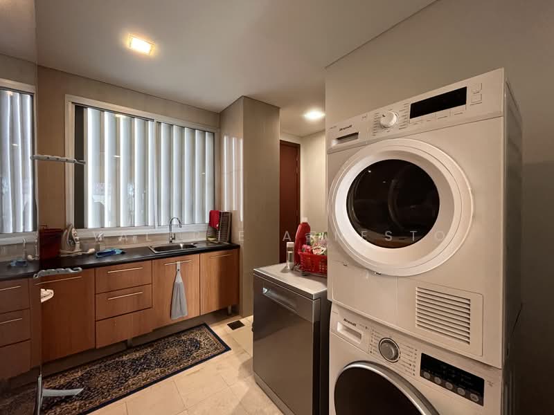 Kondominium untuk Dijual di Dua Residency - Valerie Arnesto - Wet Kitchen - PropertyGuru.com.my