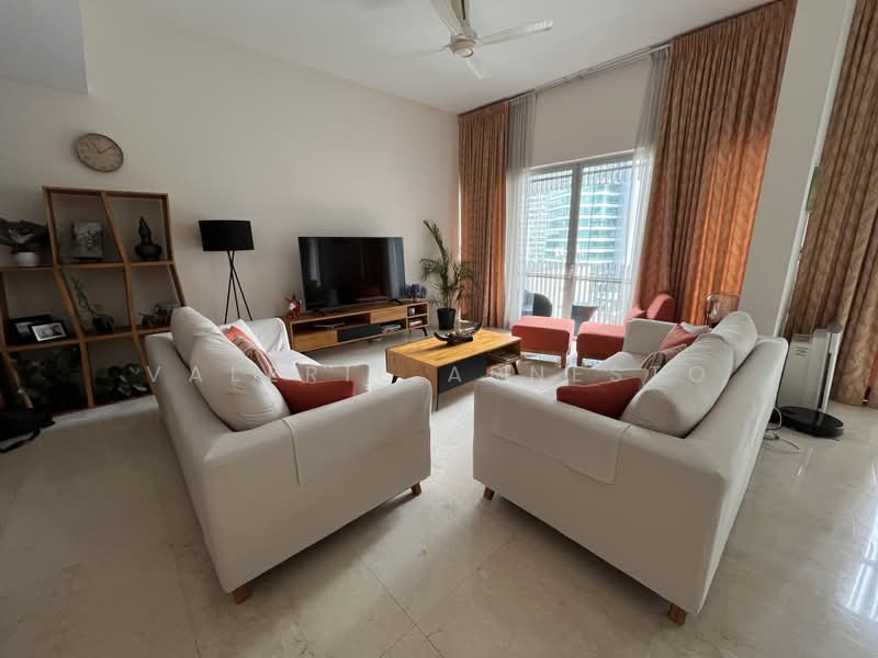 Kondominium untuk Dijual di Dua Residency - Valerie Arnesto - Living Room - PropertyGuru.com.my