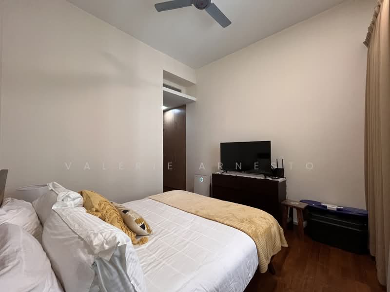 Kondominium untuk Dijual di Dua Residency - Valerie Arnesto - Bedroom 2 - PropertyGuru.com.my