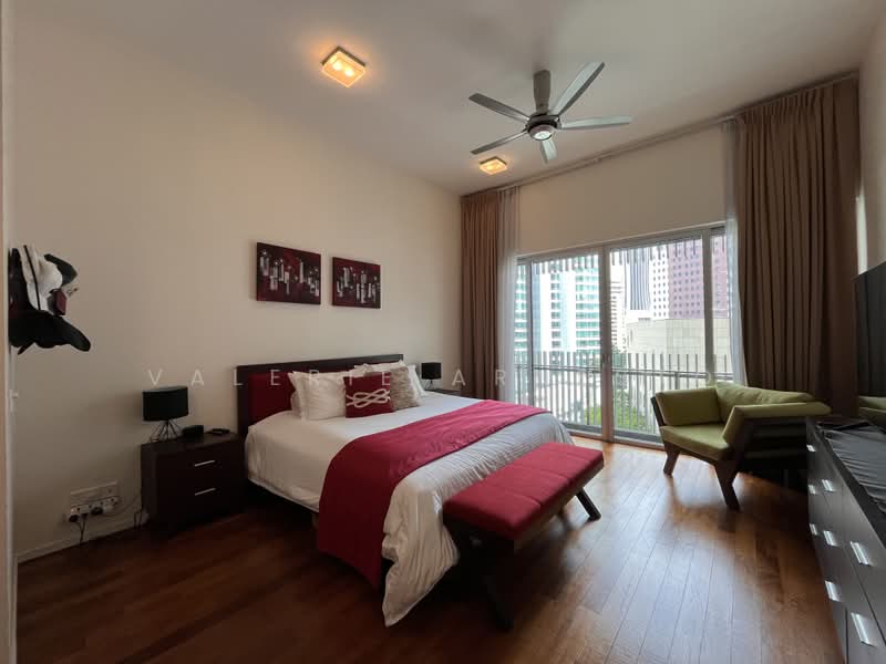 Kondominium untuk Dijual di Dua Residency - Valerie Arnesto - Primary Bedroom - PropertyGuru.com.my