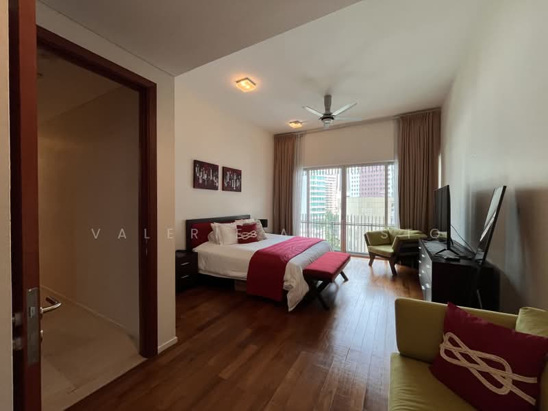 Kondominium untuk Dijual di Dua Residency - Valerie Arnesto - Primary Bedroom - PropertyGuru.com.my
