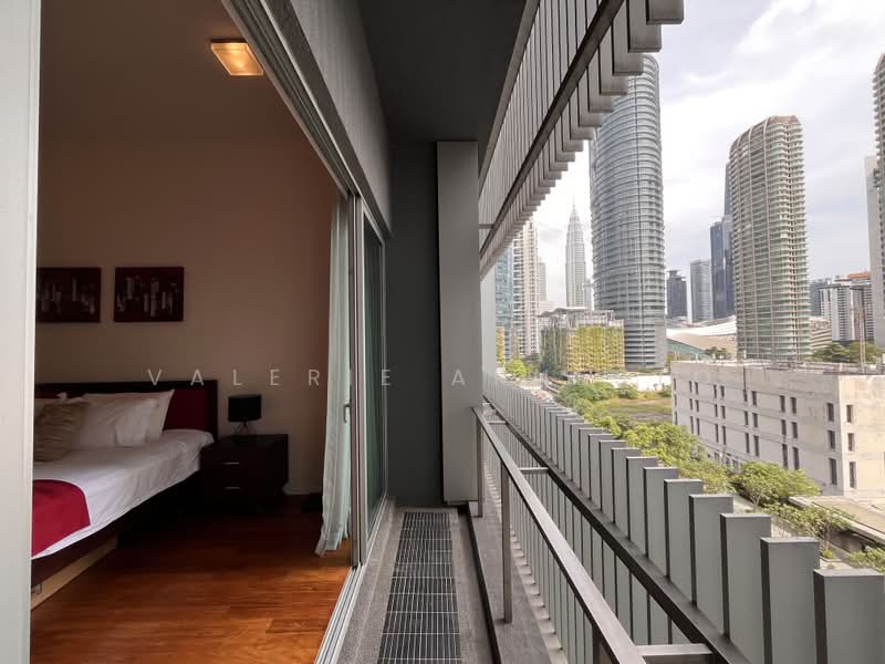 Kondominium untuk Dijual di Dua Residency - Valerie Arnesto - Primary Bedroom - PropertyGuru.com.my