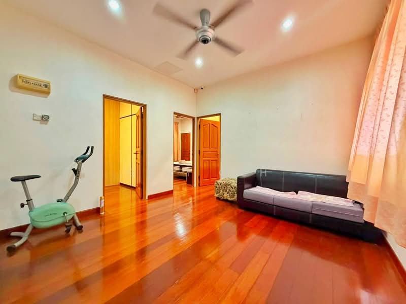 Semi-Detached House for Sale in Island Park (Jelutong) - Gary Goh - Living Room - PropertyGuru.com.my