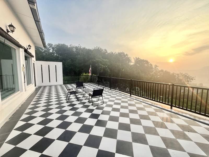 Bungalow for Sale in Sungai Merab (Dengkil) - Alif Saad - PropertyGuru.com.my