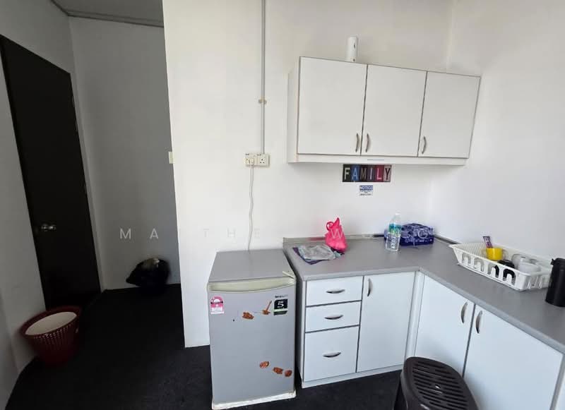 Pejabat untuk Disewa di Bangsar Utama (Bangsar) - Matthew Wong - Kitchen - PropertyGuru.com.my