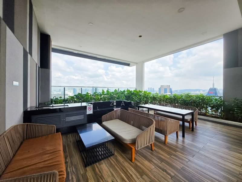 Servis Apartment untuk Dijual di The Luxe By Infinitum - M.J Zairin - Balcony - PropertyGuru.com.my