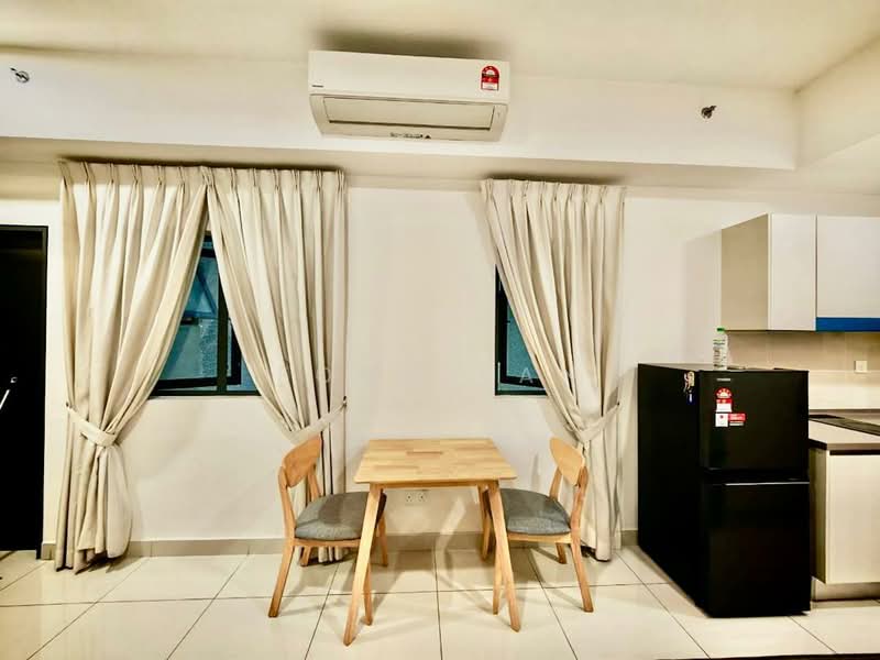 Servis Apartment untuk Disewa di Princeton Suites @ EduSentral - Fong Yan - Dining Room - PropertyGuru.com.my