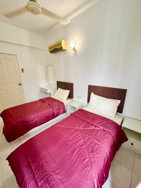 Condominium for Rent at Marina Bay Condominium - Jane Ang - Bedroom - PropertyGuru.com.my