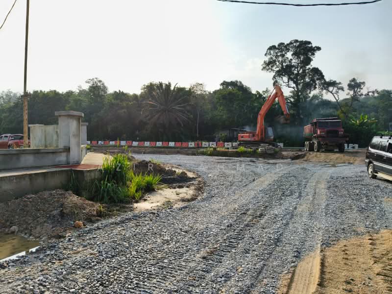 Rumah Berkembar untuk Dijual di Sepang (Selangor) - Azira Ahmad - Exterior - PropertyGuru.com.my