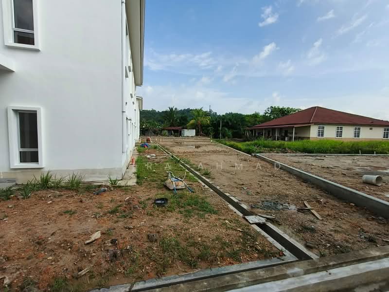 Rumah Berkembar untuk Dijual di Sepang (Selangor) - Azira Ahmad - Exterior - PropertyGuru.com.my